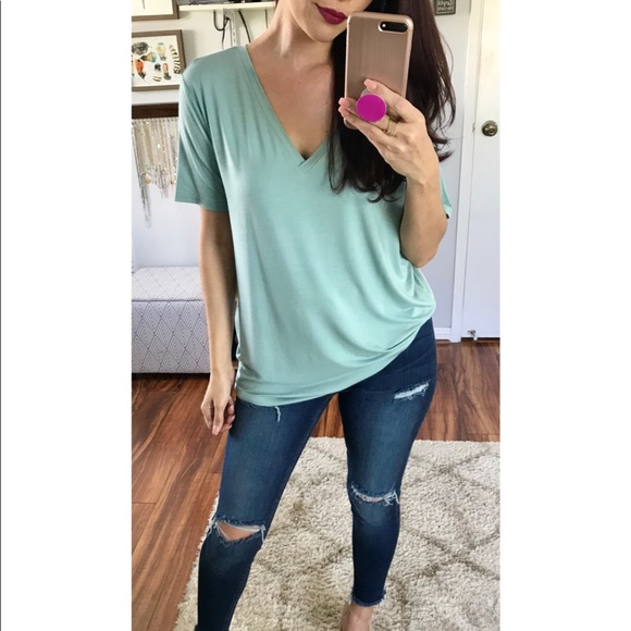 LAST 1 | KINSLEY Bamboo Soft V Tee | Sea Foam - Picture 4 of 4